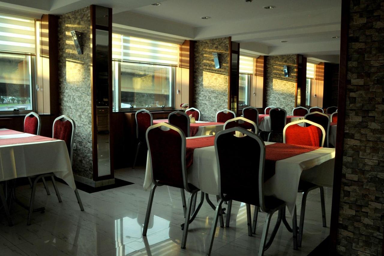 Lion City Hotel Ankara Esterno foto